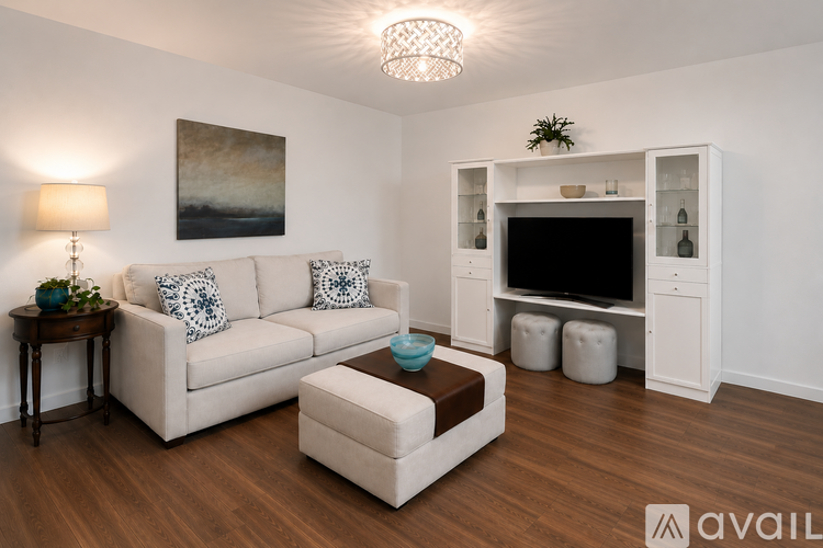 2990 Rhodes Circle South 1 Condo for Rent - Photo gallery 2