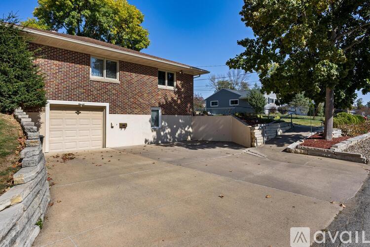 1405 Northview Dr 3 Beds Single Family Home for Rent - Photo gallery 2