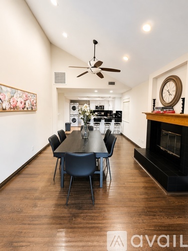 6318 Chimineas Ave 4 Beds Single Family Home for Rent - Photo gallery 2
