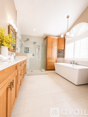 6318 Chimineas Ave 4 Beds Single Family Home for Rent - Photo gallery 5