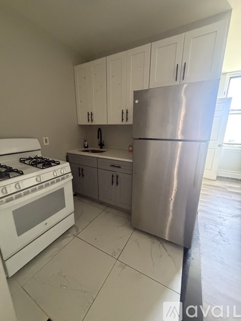 93 Franklin St 2 Beds Apartment for Rent