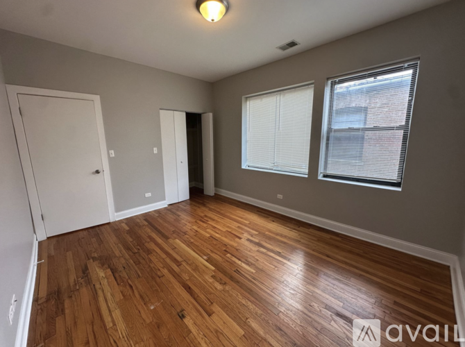 3216 W Argyle St 2 Beds Apartment for Rent - Photo gallery 4
