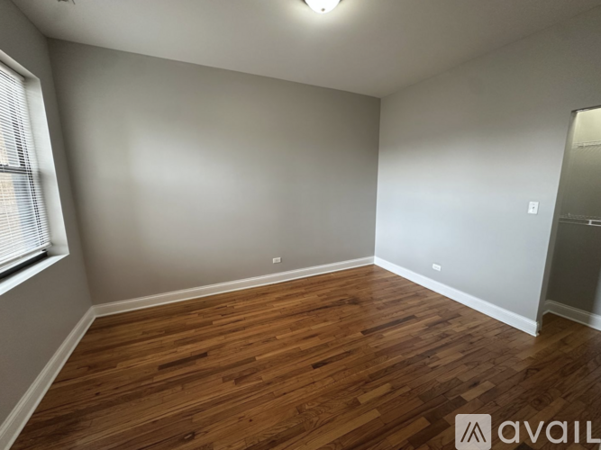 3216 W Argyle St 2 Beds Apartment for Rent - Photo gallery 5