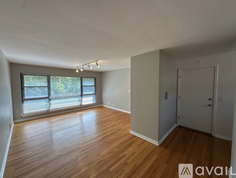 1934 Linden Ave 2 Beds Apartment for Rent