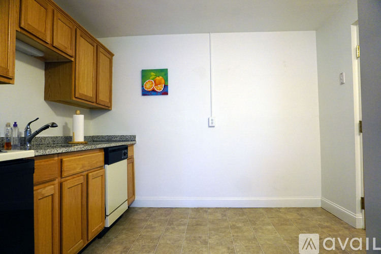 41 Walnut St 2 Beds Apartment for Rent - Photo gallery 3