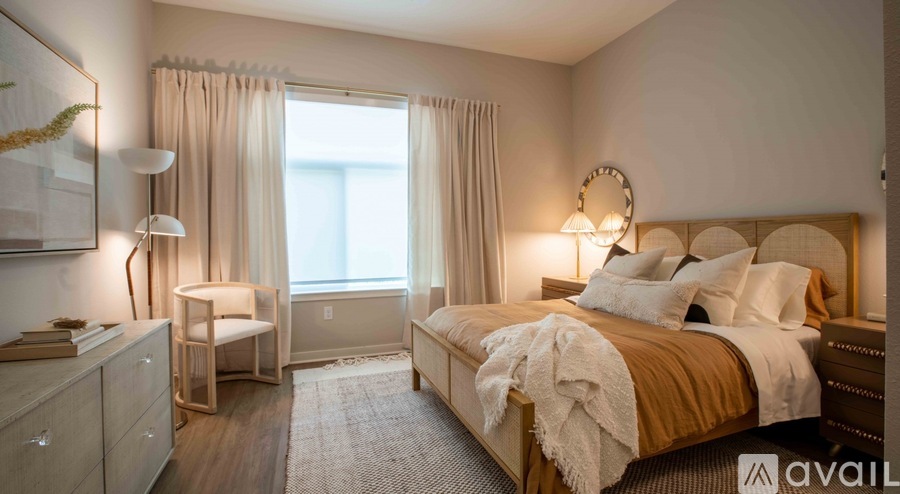 2110 Lynwind Blvd 2 Beds Apartment for Rent - Photo gallery 1