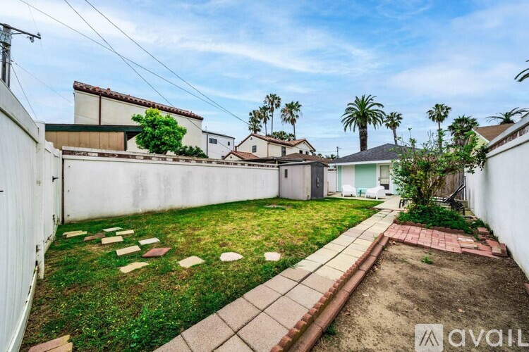 218 11th St 2 Beds Single Family Home for Rent - Photo gallery 5