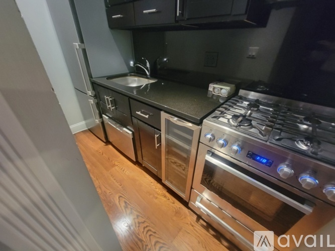 521 East 5th St 1 Apartment for Rent - Photo gallery 5