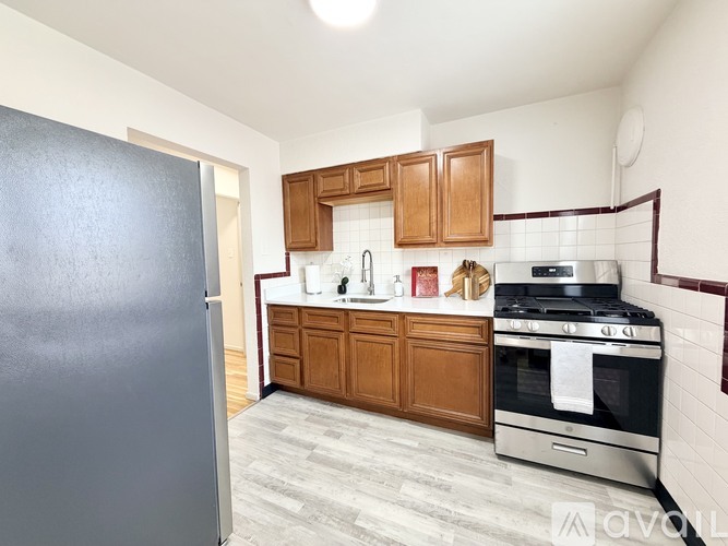 7180 Jamieson Ave 1 Apartment for Rent - Photo gallery 3