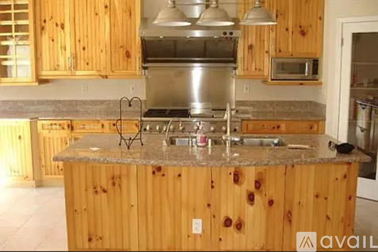 3767 Doral Dr 3 Beds Single Family Home for Rent - Photo gallery 4