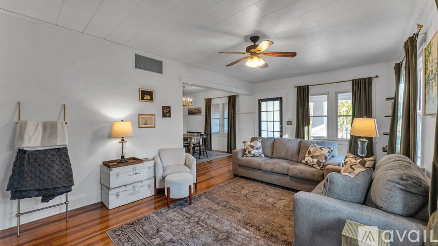 201 East Belmar Street 3 Beds Single Family Home for Rent - Photo gallery 4