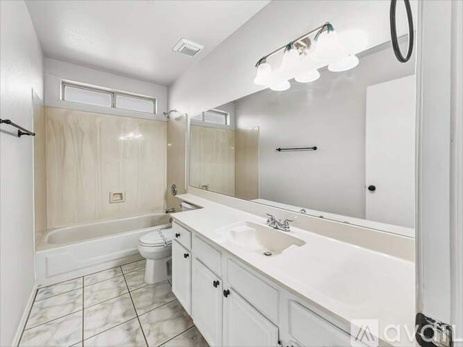 12463 N 83RD Drive 3 Beds Single Family Home for Rent - Photo gallery 4