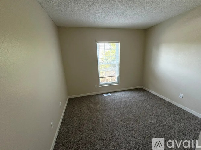 1578 S Salida Way 4 Beds Single Family Home for Rent - Photo gallery 5