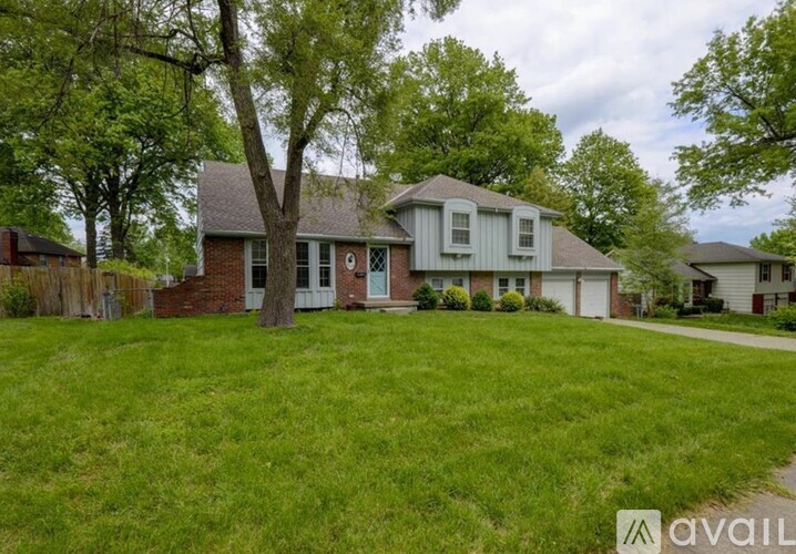 3806 Birchwood Dr 4 Beds Single Family Home for Rent - Photo gallery 2
