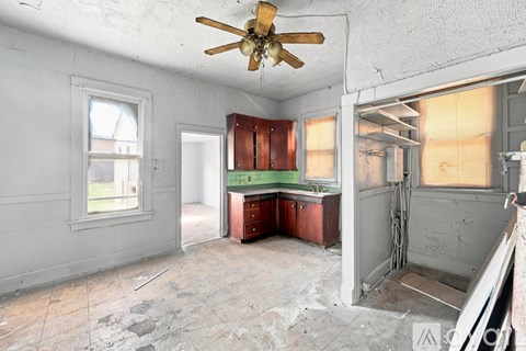 731 E Florida St 3 Beds Apartment for Rent