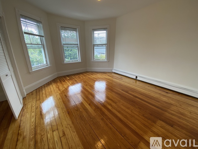 10 Clary Street 3 Beds Apartment for Rent - Photo gallery 5