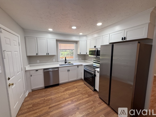 6708 Seaford Dr 4 Beds Single Family Home for Rent - Photo gallery 3