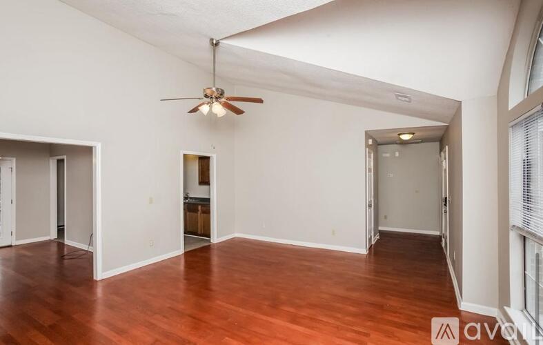 4957 SW 20th Street 3 Beds Single Family Home for Rent - Photo gallery 2