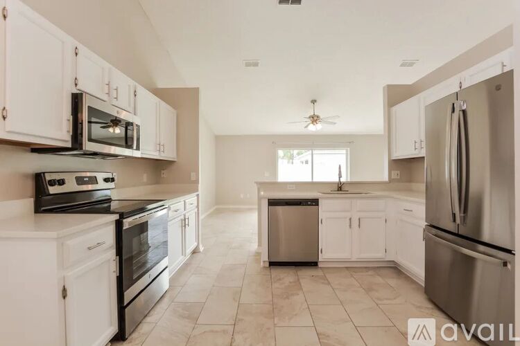 4957 SW 20th Street 3 Beds Single Family Home for Rent - Photo gallery 4