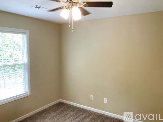 2715 Meadow Knoll Dr 3 Beds Single Family Home for Rent - Photo gallery 4
