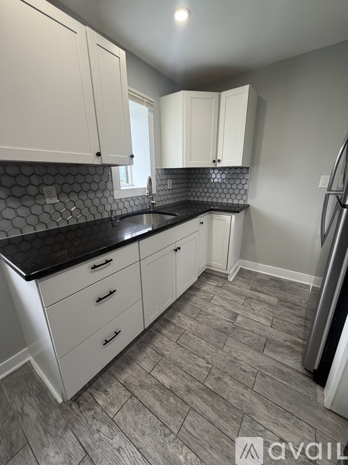 155 W Main St 2 Beds Apartment for Rent - Photo gallery 2