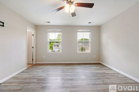 5626 Noble Avenue 4 Beds Apartment for Rent