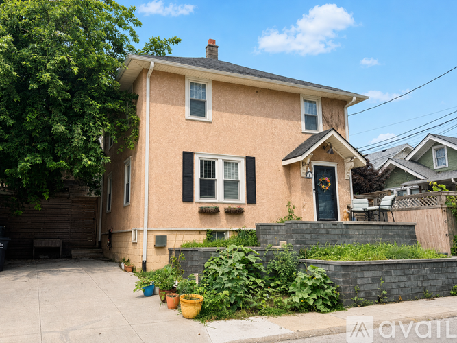 810 N 49th St 3 Beds Single Family Home for Rent - Photo gallery 1