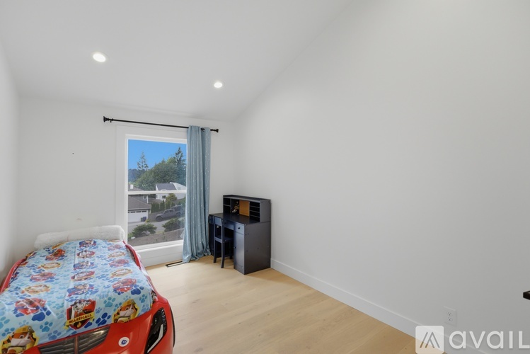 2140 192nd Ave SE 5 Beds Single Family Home for Rent - Photo gallery 1