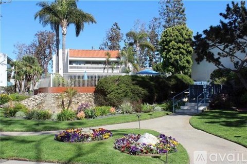 820 Camino Real 2 Beds Apartment for Rent