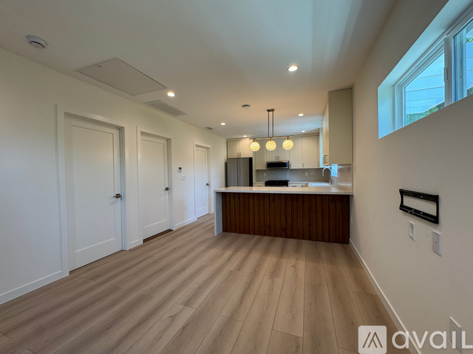 18320 Ingomar Street 2 Beds Apartment for Rent - Photo gallery 4