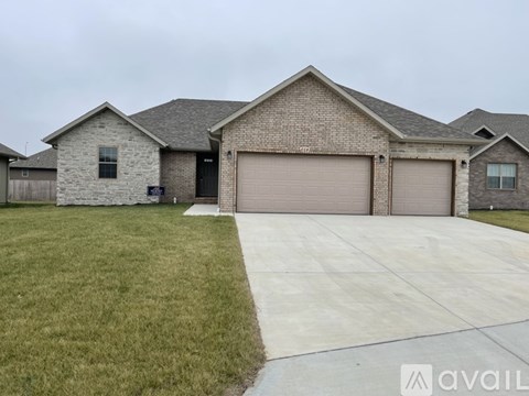 664 N Montego St 4 Beds Apartment for Rent