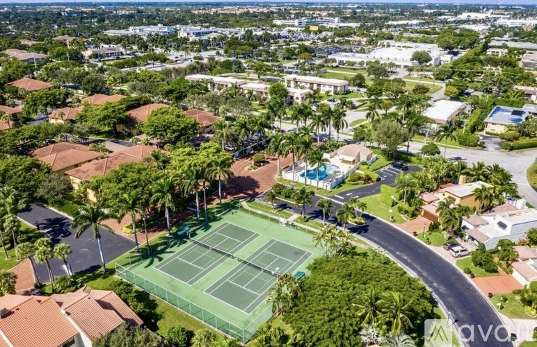 65 Pelican Pointe Drive 2 Beds Condo for Rent - Photo gallery 2