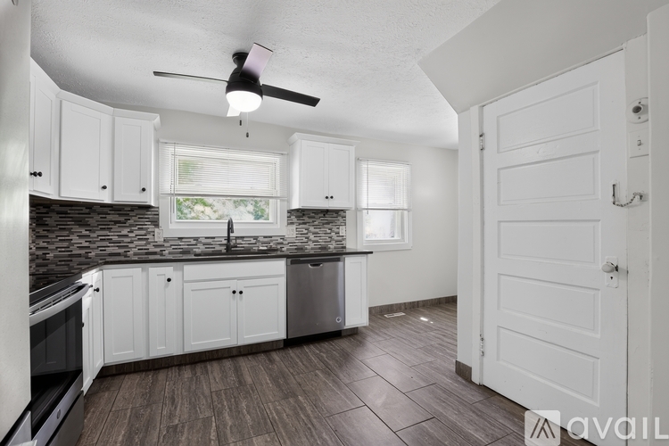 24634 Water St 2 Beds Apartment for Rent - Photo gallery 3