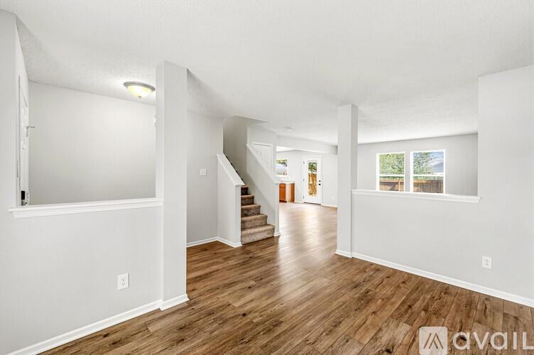 6890 West Stansbury Boulevard 3 Beds Single Family Home for Rent - Photo gallery 3