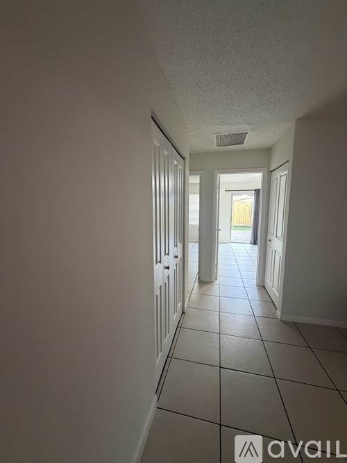 3677 S 57th Ave 2 Beds Apartment for Rent - Photo gallery 3