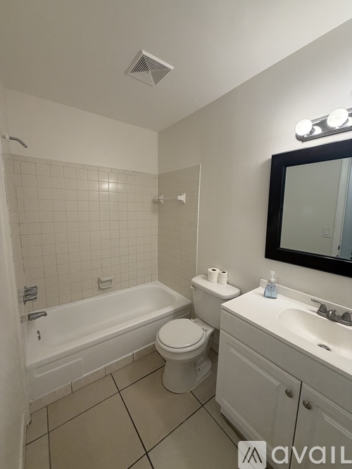 3677 S 57th Ave 2 Beds Apartment for Rent - Photo gallery 5