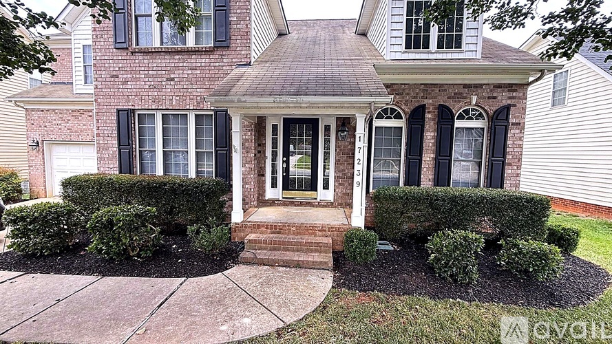 17239 Knoxwood Drive 5 Beds Single Family Home for Rent - Photo gallery 2