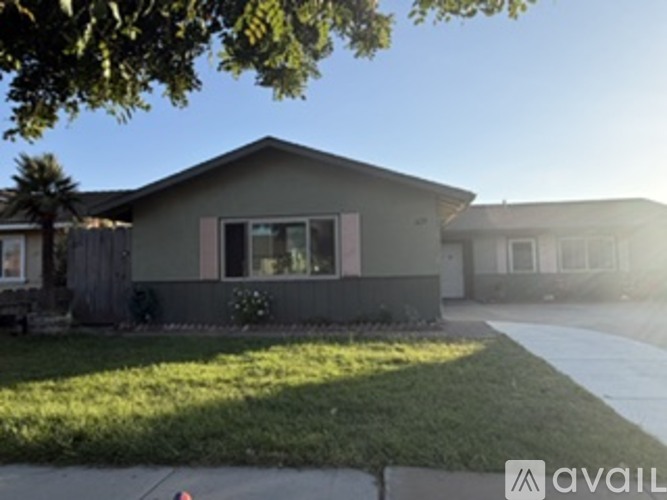 435 Fairview Drive 3 Beds Single Family Home for Rent - Photo gallery 5