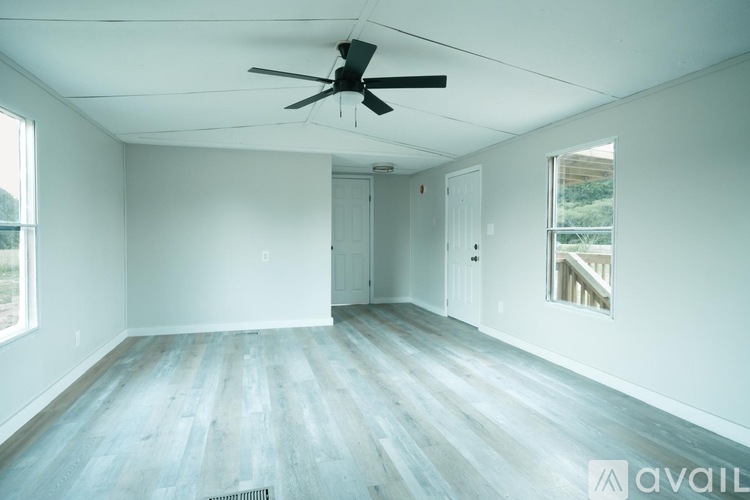 104 T-Model Jones Road 2 Beds Single Family Home for Rent - Photo gallery 3