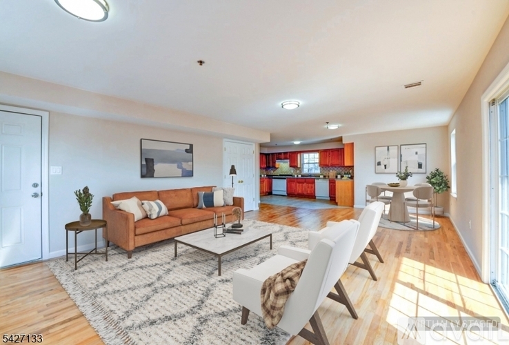15-21 Oraton Street 3 Beds Apartment for Rent - Photo gallery 1