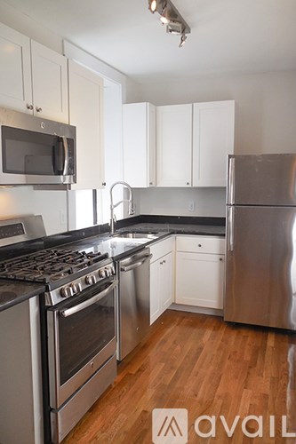 40 Cedar St 3 Beds Apartment for Rent