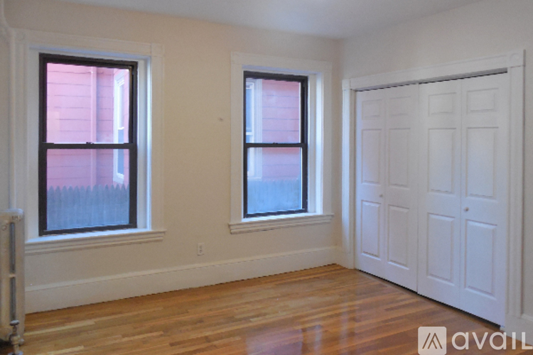 40 Cedar St 3 Beds Apartment for Rent - Photo gallery 5