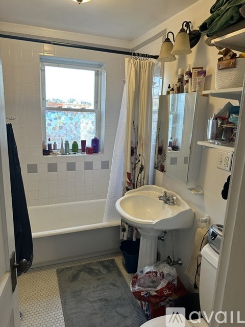 38 Day St Studio Apartment for Rent