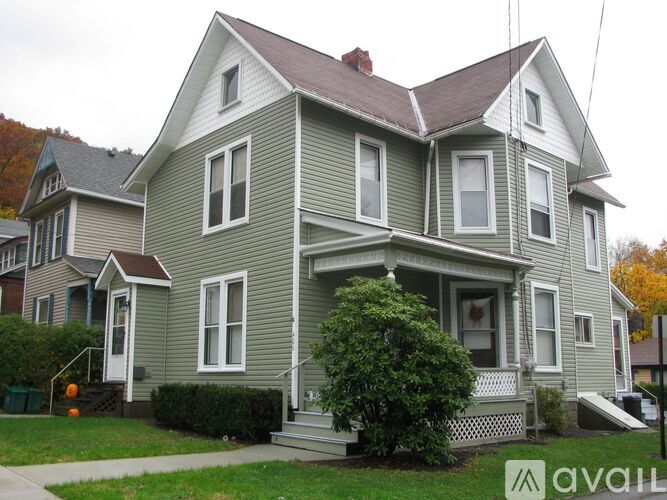 406 Poplar St 2 Beds Apartment for Rent - Photo gallery 1