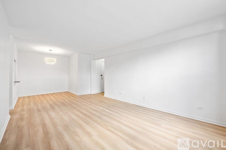 35-20 Leverich St 2 Beds Apartment for Rent - Photo gallery 2