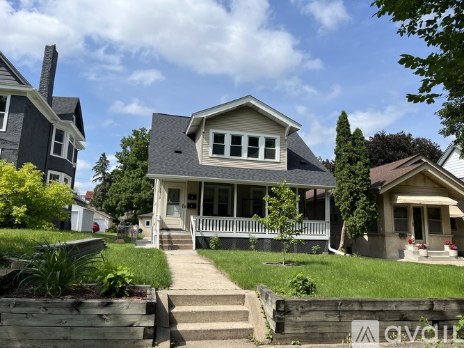 1319 Lincoln Avenue 2 Beds Apartment for Rent - Photo gallery 1