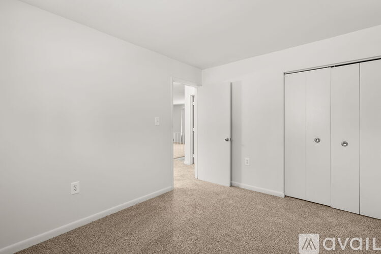 6112 Northwood Drive 1 Apartment for Rent - Photo gallery 5