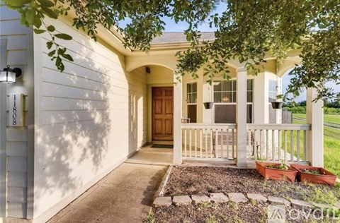11808 Athens Street 3 Beds Apartment for Rent