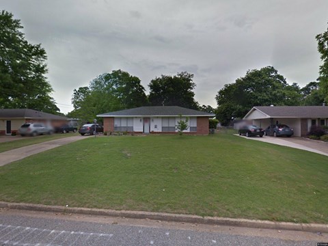 129 Warwick Drive 3 Beds Apartment for Rent