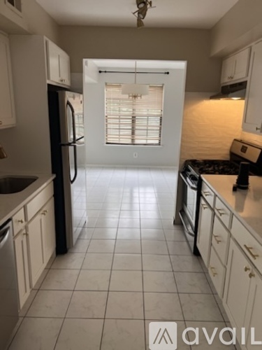 22 Malvern Way 2 Beds Condo for Rent - Photo gallery 1